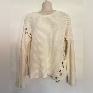 Forever 21 Beige Sweater Silver Rings Details Size Medium